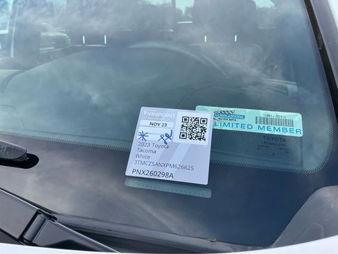 Used 2023 Toyota Tacoma TRD Off-Road image 25