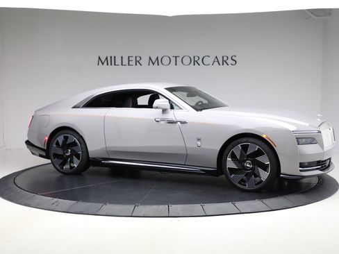 New 2026 Rolls-Royce Spectre image 11