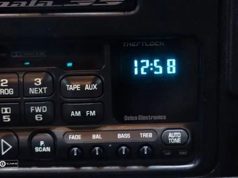 Used 1995 Chevrolet Impala SS RWD image 31