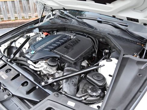 Used 2013 BMW 535i xDrive Sedan AWD/4WD image 22