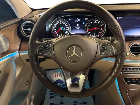 Used 2018 Mercedes-Benz E 300 4MATIC image 28