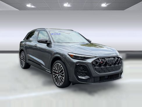 Used 2025 Audi SQ5 Premium Plus AWD/4WD image 7