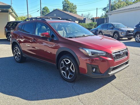 Used 2018 Subaru Crosstrek 2.0i Limited image 3