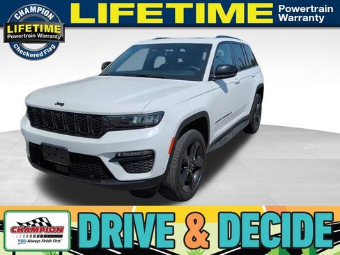 Used 2024 Jeep Grand Cherokee Limited w/ Luxury Tech Group II AWD/4WD image 1