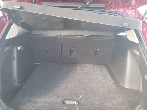 Used 2025 Chevrolet Trax LT w/ LT Convenience Package image 25