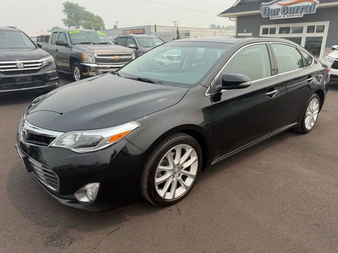 Used 2015 Toyota Avalon Limited FWD image 1