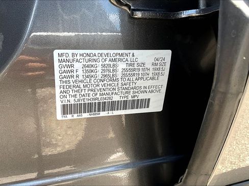 Used 2024 Acura MDX SH-AWD image 28