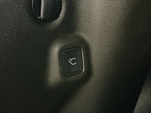 Used 2022 Jeep Compass Altitude w/ Sun and Sound Group image 31