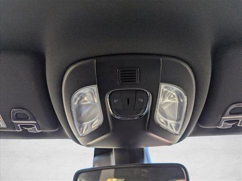 Used 2025 Jeep Compass Latitude w/ Altitude Special Edition image 21