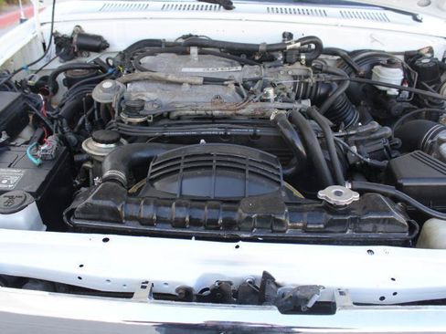 Used 1989 Toyota Pickup SR5 AWD/4WD image 29