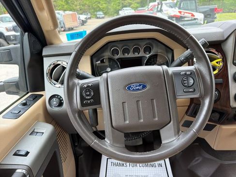 Used 2016 Ford F350 Lariat w/ Lariat Interior Package AWD/4WD image 16