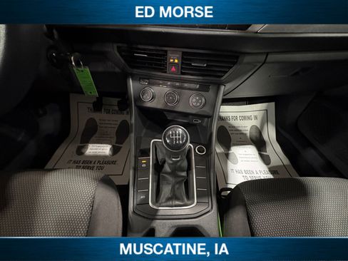 Used 2019 Volkswagen Jetta S image 11