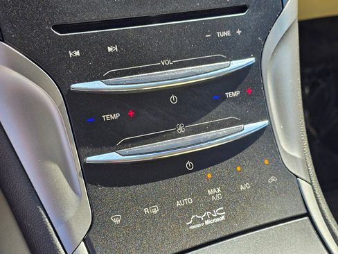 Used 2014 Lincoln MKZ w/ Equipment Group 102A Reserve FWD image 11