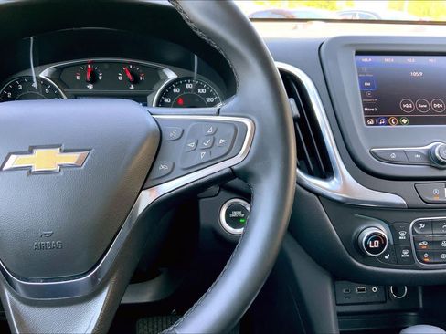 Used 2024 Chevrolet Equinox LT AWD/4WD image 24