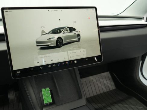Used 2026 Tesla Model 3 RWD image 32