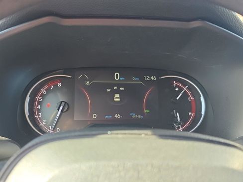 Used 2024 Toyota RAV4 XLE image 18