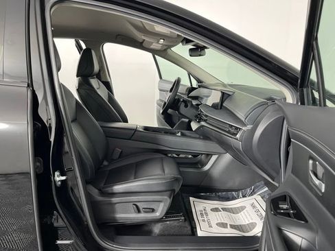 Certified 2025 Nissan Murano SV FWD image 38