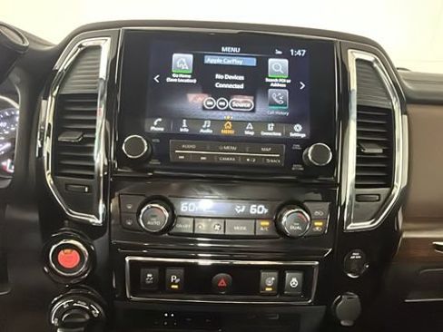 Used 2023 Nissan Titan Platinum Reserve w/ Moonroof Package AWD/4WD image 23