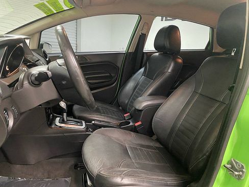 Used 2014 Ford Fiesta Titanium image 10