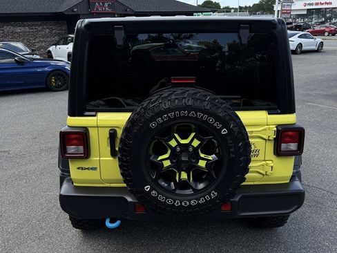 Used 2023 Jeep Wrangler Unlimited w/ 8.4" Radio Group AWD/4WD image 16
