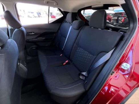 Used 2023 Nissan Kicks SV image 17