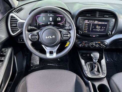 Used 2023 Kia Soul LX w/ Option Group 015 image 28