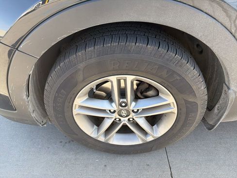 Used 2017 Hyundai Santa Fe Sport w/ 2.4L Tech Package 04 image 3