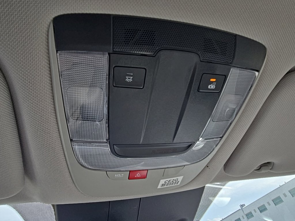 Certified 2025 Kia Sorento EX AWD/4WD image 23