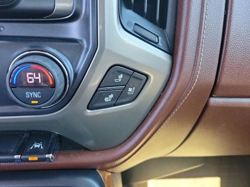 Used 2017 Chevrolet Silverado 1500 High Country image 15