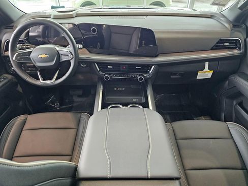 New 2026 Chevrolet Tahoe Premier w/ Sun And Tow Package AWD/4WD image 19