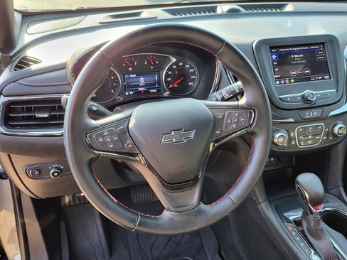 Used 2023 Chevrolet Equinox RS w/ LPO, Floor Liner Package image 21