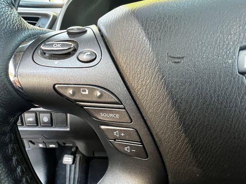 Used 2023 Nissan Murano SL w/ SL Moonroof Package image 19