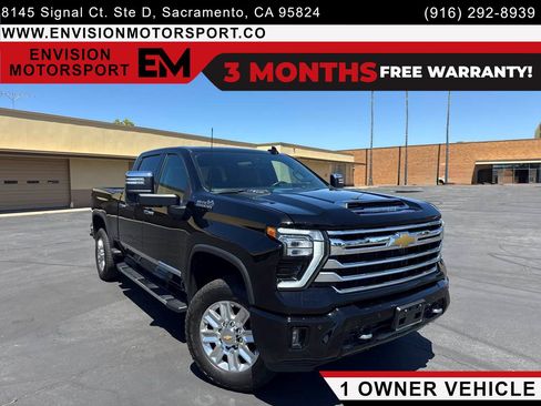 Used 2024 Chevrolet Silverado 2500 High Country w/ High Country Premium Package AWD/4WD image 1