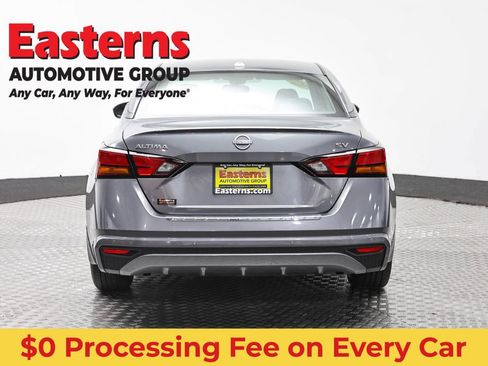 Used 2023 Nissan Altima 2.5 SV FWD image 5