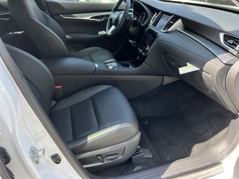 Used 2025 INFINITI QX50 Luxe image 11