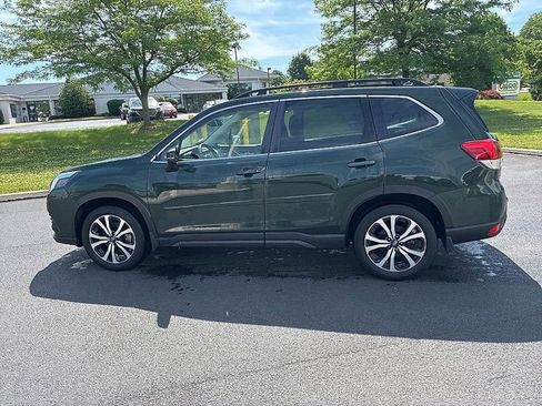 Used 2023 Subaru Forester Limited AWD/4WD image 16