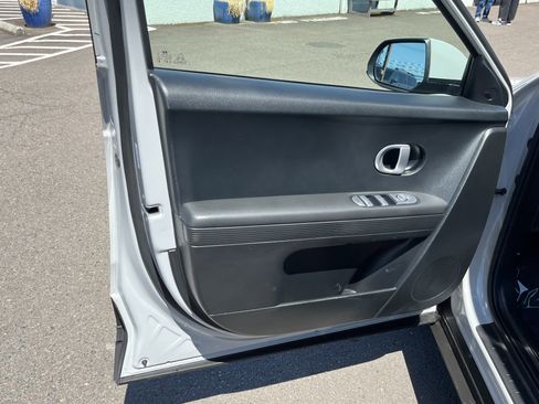 Certified 2024 Hyundai Ioniq 5 SEL RWD image 15