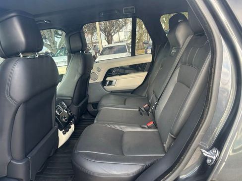 Used 2018 Land Rover Range Rover HSE image 41