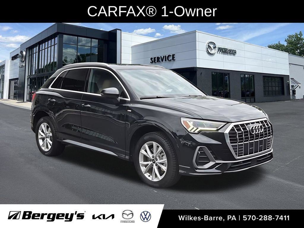 Used 2024 Audi Q3 2.0T Premium Plus w/ Premium Plus Package AWD/4WD image 3