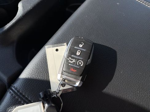 Used 2022 RAM 1500 Laramie image 34