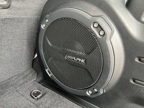 Used 2021 Jeep Wrangler Unlimited Sahara w/ Uconnect 4C Nav & Sound Group AWD/4WD image 13