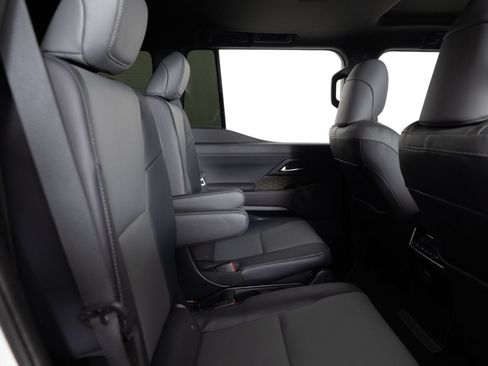 Used 2026 Lexus GX 550 w/ Accessory Package (ZB) AWD/4WD image 28