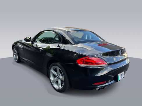 Used 2015 BMW Z4 sDrive28i RWD image 4