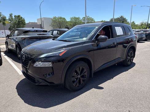 Certified 2023 Nissan Rogue SV w/ SV Premium B Package AWD/4WD image 3
