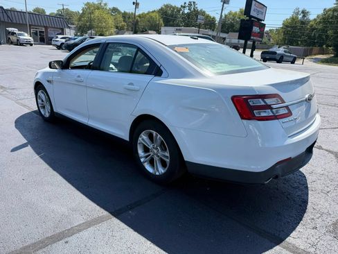 Used 2013 Ford Taurus SEL FWD image 5