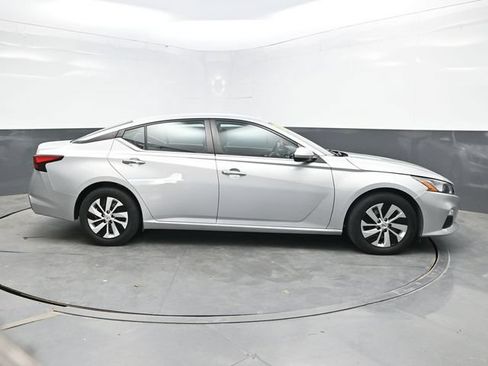 Used 2021 Nissan Altima 2.5 S FWD image 8
