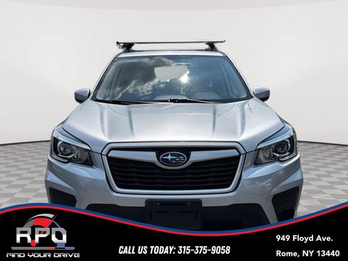 Used 2019 Subaru Forester Premium AWD/4WD image 8