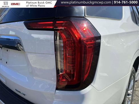 Used 2024 GMC Yukon SLT image 11