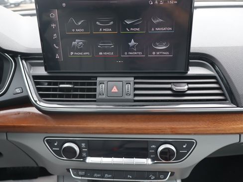 Used 2023 Audi Q5 2.0T Premium Plus AWD/4WD image 14