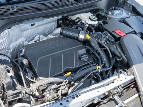 New 2026 Buick Envista Avenir image 21